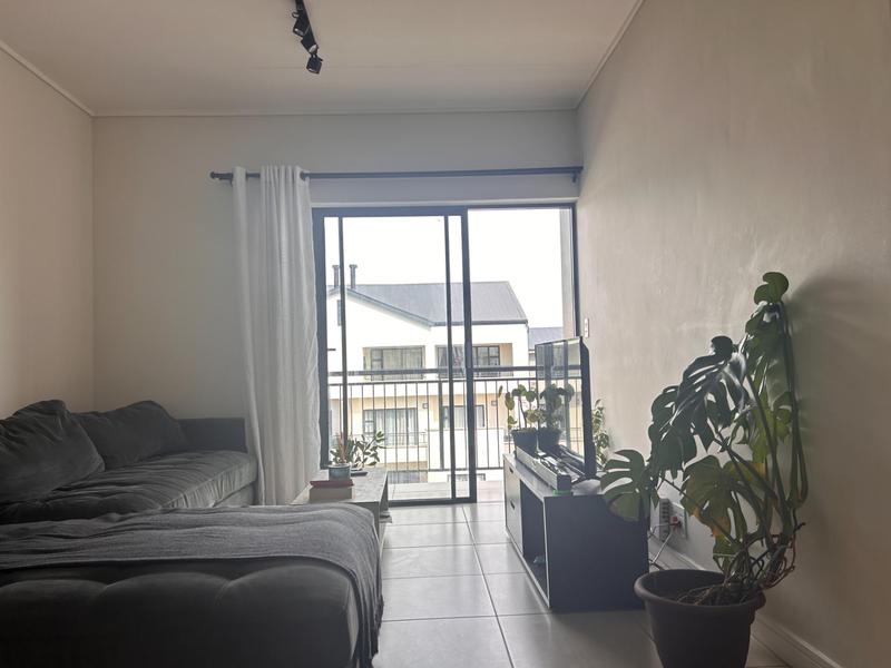 To Let 1 Bedroom Property for Rent in Sandown Western Cape